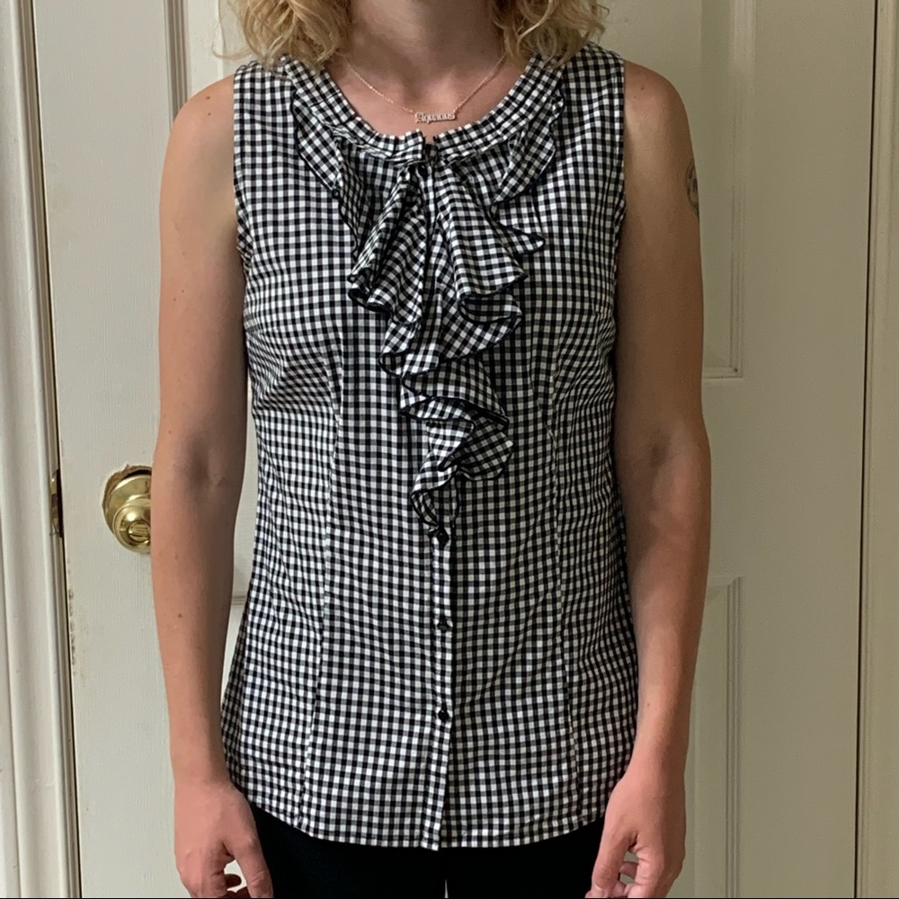 🌷3 for $25🌷The Limited Essential, US S, Black & White Gingham Button Down Shirt